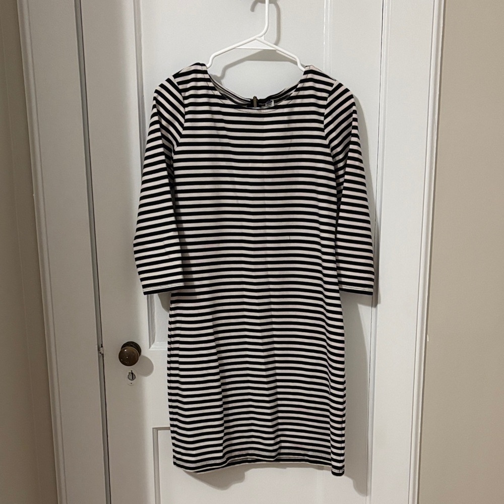 Old Navy Monochrome Striped Top